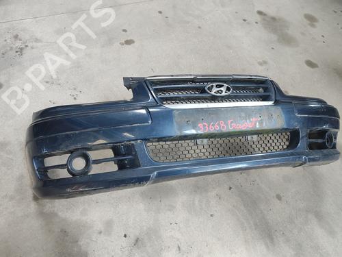 Used Front bumper HYUNDAI TRAJET (FO) 2.0 CRDi (113 hp) 26980817