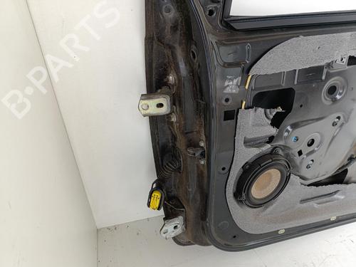 right-front-door-renault-twingo-ii-cn0_-2007-36544458 main image