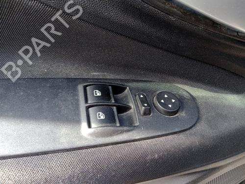 left-front-window-switch-fiat-punto-199_-2012-34184816 main image