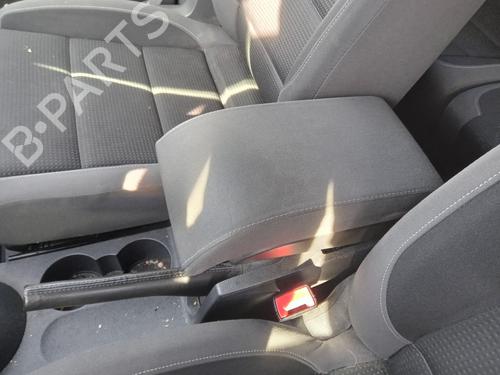 Armlæn VW TOURAN (1T1, 1T2) 1.9 TDI (105 hp) 31810594