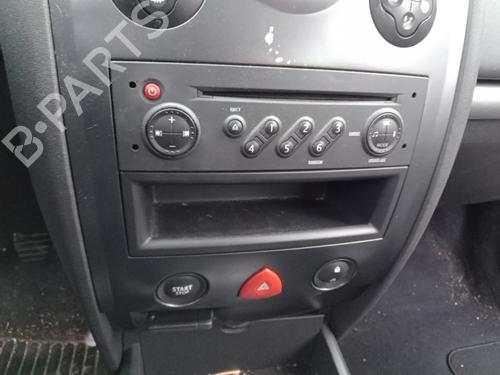 Sistema audio RENAULT MEGANE II (BM0/1_, CM0/1_) 1.5 dCi (BM1E, CM1E) (106 hp) 29846603