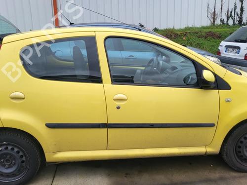Used Front right door window PEUGEOT 107 (PM_, PN_) 1.4 HDi (54 hp) 27002274