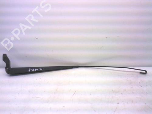 Used Front windshield wiper arm PEUGEOT 306 Hatchback (7A, 7C, N3, N5) 1.4 (75 hp) 27295278
