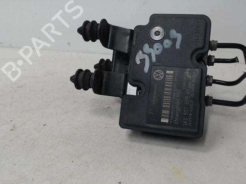 Used ABS pump VW GOLF VI (5K1) 2.0 TDI (110 hp) 27009825