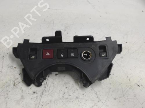 Used Warning switch PEUGEOT PARTNER Box Body/MPV 1.6 HDi (90 hp) 27002657
