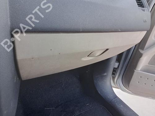 Handskerum Handskerum RENAULT MEGANE II (BM0/1_, CM0/1_) 1.5 dCi (BM1E, CM1E) (106 hp) 33701174 33701174