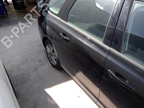 Used Right rear door PEUGEOT 308 SW II (LC_, LJ_, LR_, LX_, L4_) 1.5 BlueHDi 100 (102 hp) 28539693