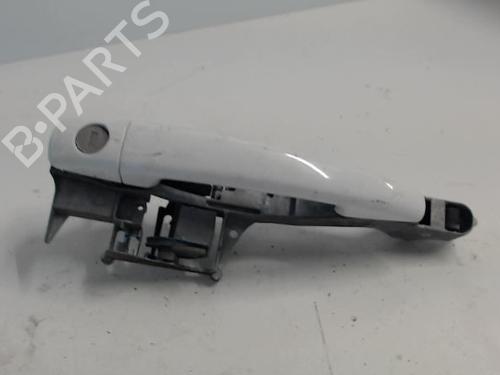 Used Front left exterior door handle Front left exterior door handle 27016049 27016049
