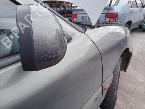 Used Right mirror Right mirror 27024193 27024193