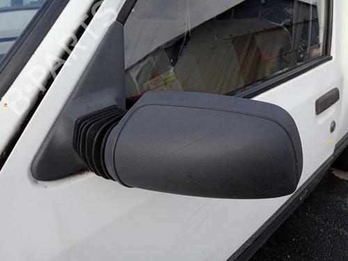 left-mirror-peugeot-205-hatchback-van-1983-1984-1985-1986-1987-1988-1989-1990-32302580 main image