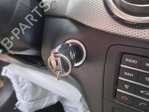 Used Ignition barrel MERCEDES-BENZ B-CLASS Sports Tourer (W246, W242) B 200 (246.243) (156 hp) 26999867