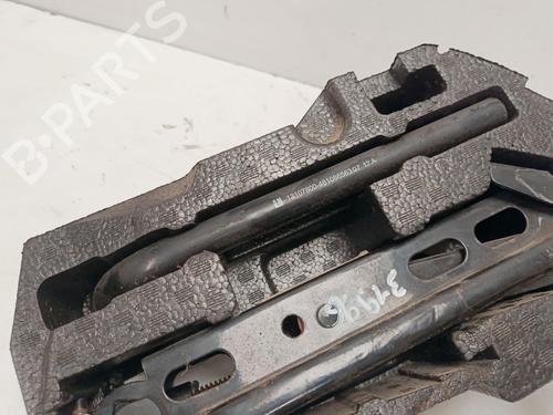 Used Jack Kit Jack Kit OPEL CORSA D (S07) 1.3 CDTI (L08, L68) (75 hp) 40017384 40017384