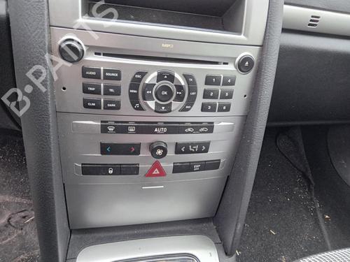 Used Radio PEUGEOT 407 SW (6E_, 6D_) 1.6 HDi 110 (109 hp) 27018544
