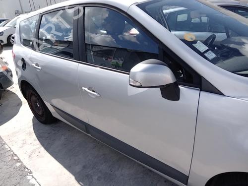Høyre foran utvendig håndtak RENAULT GRAND SCÉNIC III (JZ0/1_) 1.5 dCi (JZ09, JZ0D, JZ10, JZ14, JZ1G, JZ29, JZ2C) (110 hp) 28591381