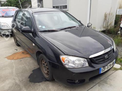 Forkjerm høyre KIA CERATO I Hatchback (LD) 1.5 CRDi (102 hp) 26998434