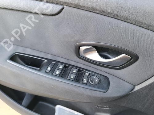 Used Left front window switch Left front window switch RENAULT SCÉNIC III (JZ0/1_) 1.5 dCi (110 hp) 40122390 40122390