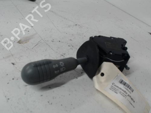 switch-renault-twingo-i-c06_-1993-1994-1995-1996-1997-1998-1999-2000-2001-2002-2003-2004-2005-2006-2007-2008-2009-2010-2011-2012-32111016 main image