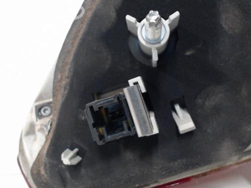 Used Left tailgate light Left tailgate light PEUGEOT 2008 I (CU_) 1.2 VTi (82 hp) 32259740 32259740