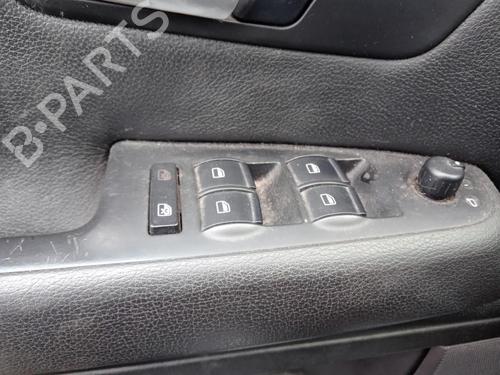 Used Left front window switch AUDI A4 B7 Avant (8ED) 2.5 TDI (163 hp) 27025511