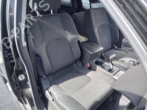 Used Seat buckle NISSAN PATHFINDER III (R51) 2.5 dCi 4WD (190 hp) 26990179