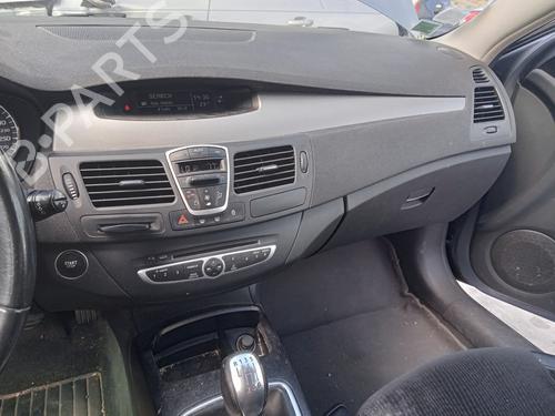 Used Heater blower motor RENAULT LAGUNA III Grandtour (KT0/1) 2.0 dCi (KT01, KT08, KT09, KT0K, KT12, KT1D, KT1W) (150 hp) 28609516