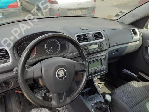 Used Driver airbag SKODA ROOMSTER (5J7) 1.9 TDI (105 hp) 26999186