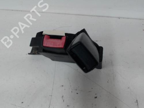 Used Seat buckle RENAULT CLIO III (BR0/1, CR0/1) 1.5 dCi (BR17, CR17) (86 hp) 30689860