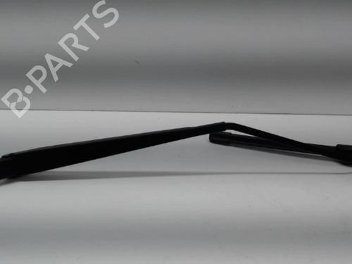 Used Front windshield wiper arm SUZUKI SWIFT III (MZ, EZ) 1.3 DDiS (RS413D) (75 hp) 26999568