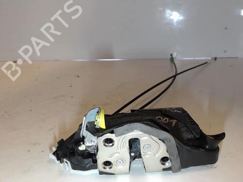 Used Front left lock TOYOTA YARIS (_P13_) 1.5 Hybrid (NHP130_, NHP130) (101 hp) 26996252