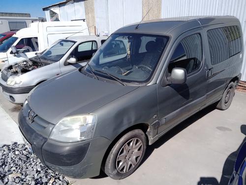 Venstre bremsekaliber foran PEUGEOT PARTNER Box Body/MPV (5_, G_) 1.9 D (69 hp) 27000648
