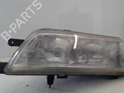 Used Left headlight RENAULT SCÉNIC II (JM0/1_) 2.0 dCi (JM1K) (150 hp) 26990202