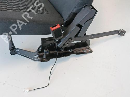 Used Rear seat (3rd row) Rear seat (3rd row) PEUGEOT 5008 (0U_, 0E_) 1.6 HDi (112 hp) 40017200 40017200