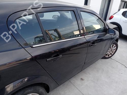 Dør høyre bak OPEL ASTRA H (A04) 1.7 CDTI (L48) 94710107