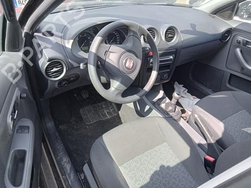 Used Driver airbag SEAT IBIZA III (6L1) 1.4 16V (86 hp) 26980046
