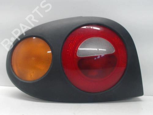 Used Left taillight RENAULT MEGANE I Coach (DA0/1_) 1.6 e (DA0F) (90 hp) 26983442