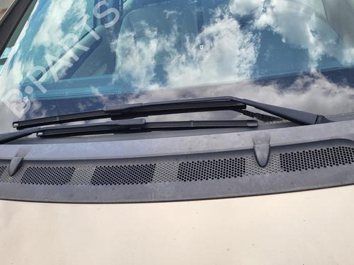 Used Front windshield wiper arm MERCEDES-BENZ A-CLASS (W169) A 180 CDI (169.007, 169.307) (109 hp) 27014715