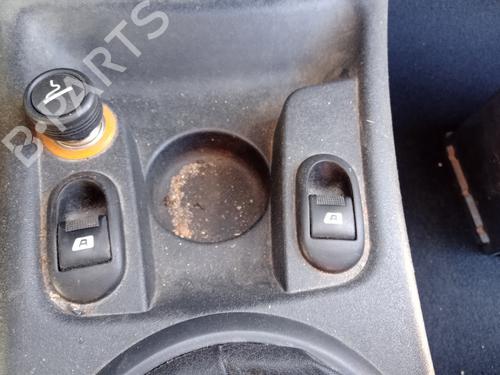 Used Left front window switch Left front window switch CITROËN C3 I (FC_, FN_) [2002-2013] 33546460 33546460
