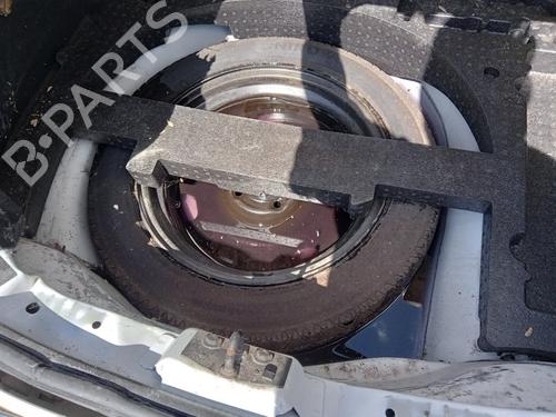 Jack Kit CITROËN C4 CACTUS 1.5 BlueHDi 100 (102 hp) 32139104