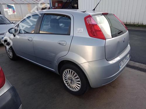 Used Steering wheel FIAT GRANDE PUNTO (199_) 1.3 D Multijet (75 hp) 27007544