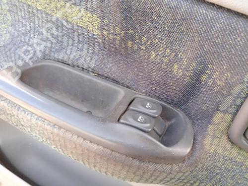 Used Left front window switch RENAULT SCÉNIC I MPV (JA0/1_, FA0_) 1.4 16V (JA0D, JA1H, Ja0W, JA10) (95 hp) 29165303