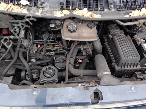 Used Air filter box PEUGEOT 806 (221) 2.0 HDI (109 hp) 27016745