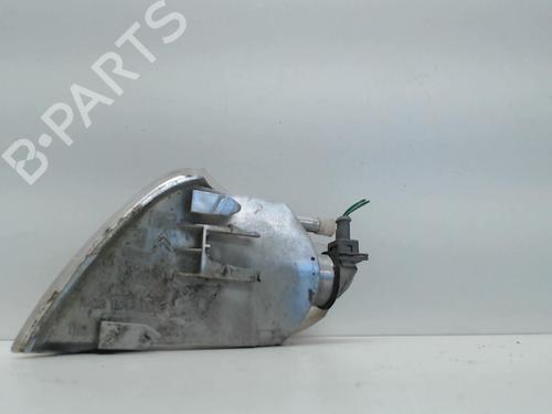 Used Right front indicator CITROËN SAXO (S0, S1) 1.4 VTS (75 hp) 26992497