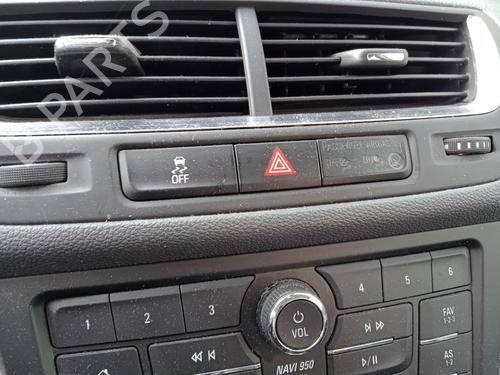 BP30413102I22 main image