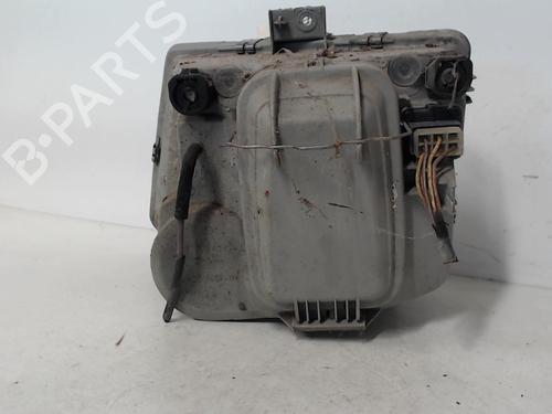 Right headlight MERCEDES-BENZ VITO Van (W638) 112 CDI 2.2 (638.094) | BP27023134C29 