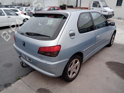 Used Rear right door window PEUGEOT 306 Hatchback (7A, 7C, N3, N5) 2.0 HDI 90 (90 hp) 27609568