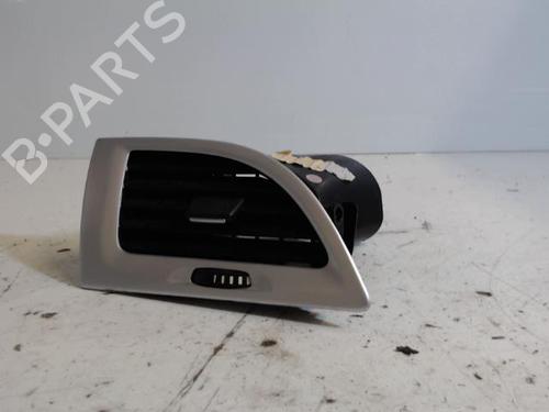 Used Air vent RENAULT MEGANE III Grandtour (KZ0/1) 1.5 dCi (KZ09, KZ0D, KZ1G, KZ29, KZ14, KZ1W, KZ10, KZ1F,... (110 hp) 26987107