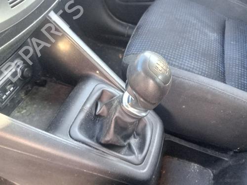 Used Gear lever HYUNDAI ix20 (JC) 1.4 CRDi (78 hp) 27021297