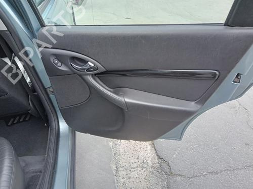 Poignée intérieure arrière droite FORD FOCUS I (DAW, DBW) 2.0 16V (131 hp) 27000377