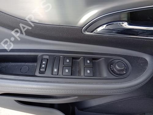 BP30413112I27 main image