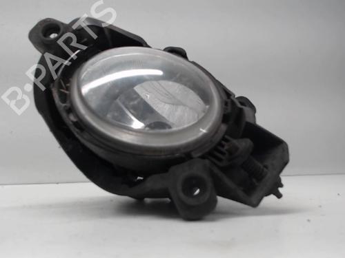 Used Right front fog light KIA CARENS III MPV (UN) 2.0 CRDi 140 (140 hp) 27020093